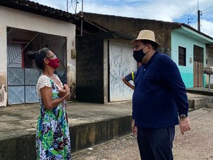 Prefeito de Rio Largo acompanha pessoalmente locais afetados pela chuva