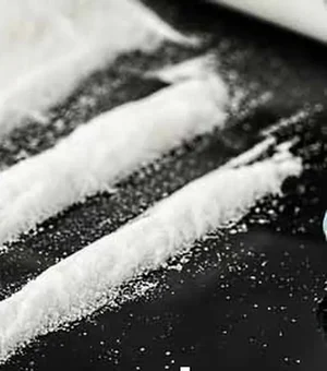 Suspeito é preso por tráfico de cocaína no bairro do Vergel do Lago, em Maceió