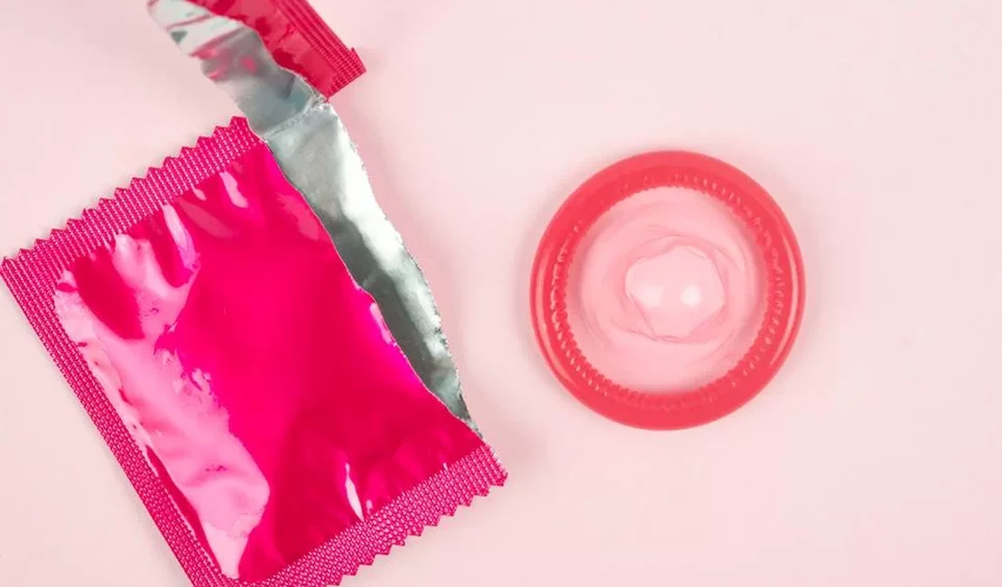 Saiba os riscos do sexo oral sem proteção