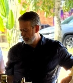 Ex-prefeito sertanejo que 'deve' aos Renans anuncia publicamente apoio a Arthur Lira