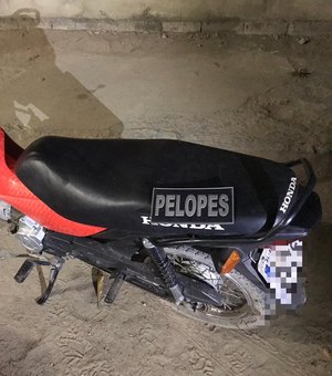Moto com queixa e roubo é recuperada na zona rural de Arapiraca