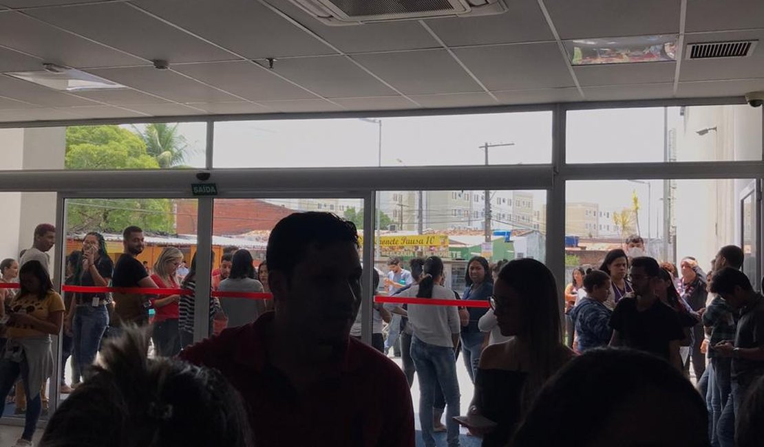 Gigante do call center é alvo de protestos em Maceió