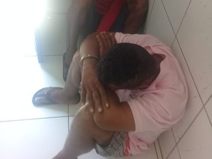 Preso foge da Central, atravessa na Av. Fernandes Lima algemado e é detido 