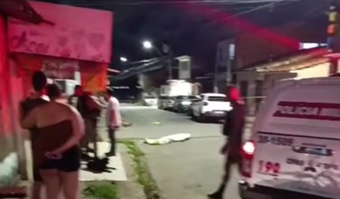 Jovem é executado com mais de 20 tiros no bairro Chã da Jaqueira, em Maceió