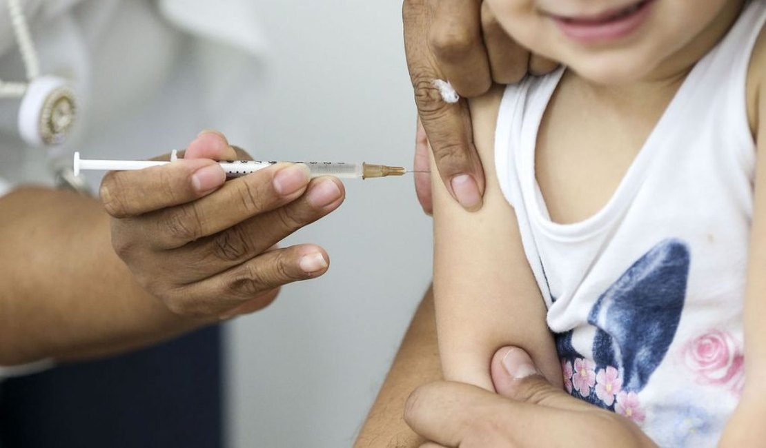 Maceió registra queda na vacinação de crianças e adolescentes