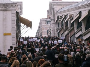 Itália decreta toque de recolher em meio à 2ª onda de Covid na Europa