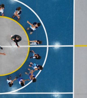 Prefeito Luciano Barbosa inaugura quadra poliesportiva do Residencial Agreste