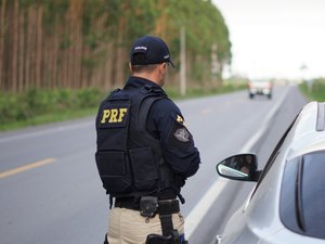 PRF/AL divulga balanço da Operação Ano Novo 2025