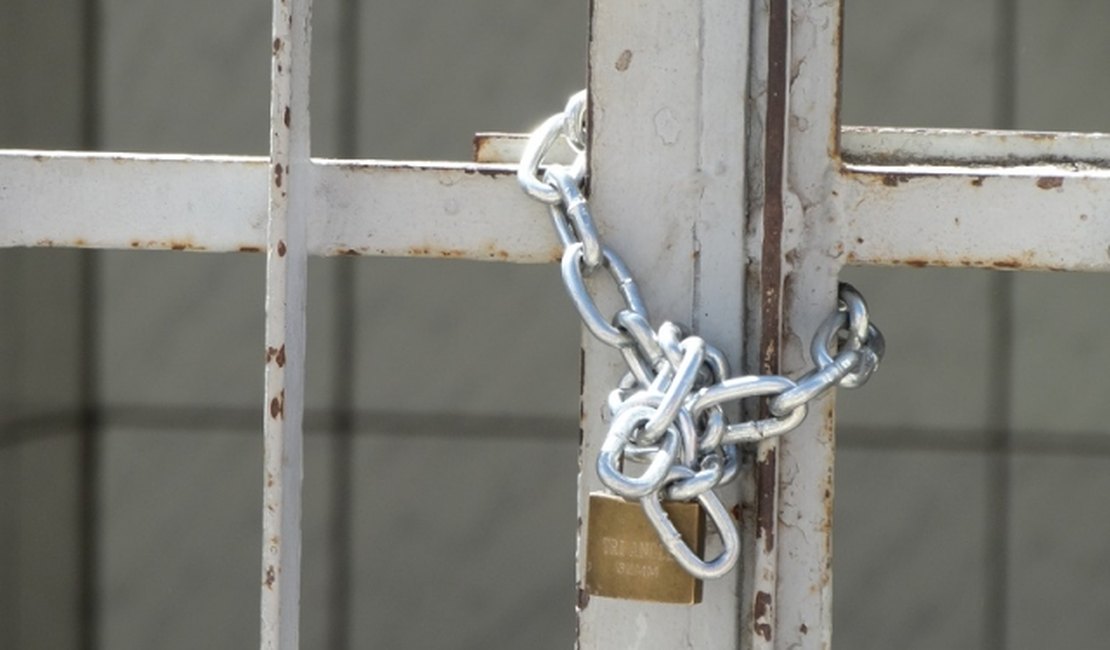 UBS de Traipu é trancada por atraso no pagamento do aluguel pela prefeitura