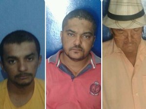 Pai e filhos são presos com várias armas