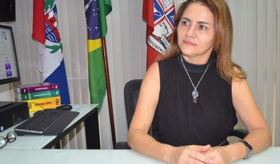 MPE instaura procedimento para desobstrução de calçadas em U. dos Palmares