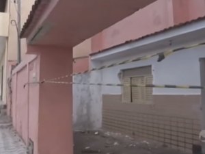 Construção irregular desaba sobre 4 pessoas; tragédia foi evitada, mas descaso gera risco