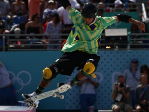 Augusto Akio, o “Japinha”, conquista a medalha de bronze no skate park