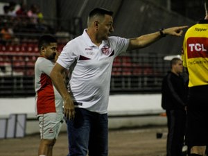 Doriva comenta chances perdidas pelo CRB contra o São Bento: 'Você fica ansioso'