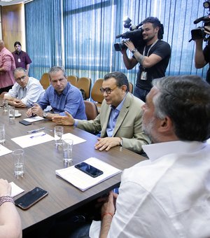 PT, PSB e Psol anunciam bloco para fazer oposição ao governo Bolsonaro