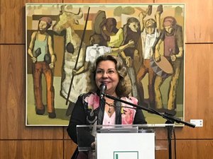 Tereza Nelma coordena Frente de Enfrentamento às IST, HIV/Aids e Hepatites Virais