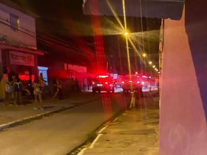 Bandidos invadem casa e matam jovem com 11 tiros no bairro Benedito Bentes