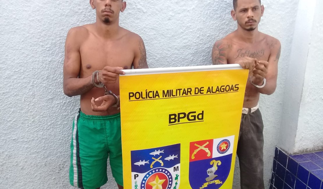 Irmãos são presos por tráfico e porte de arma na parte alta de Maceió