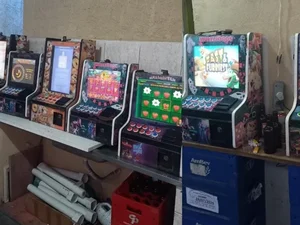 Polícia apreende máquinas caça-níqueis em bar de Palmeira dos Índios