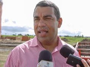 Vereador cobra presença de segurança armada nas escolas