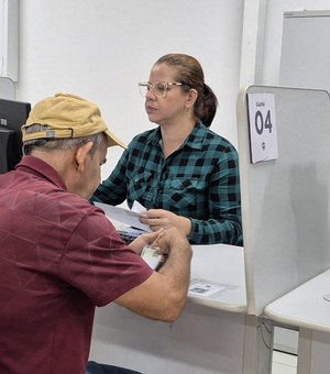Casal atualiza canais de atendimento presencial e digital para clientes