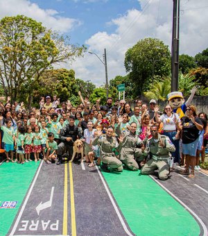 Batalhão Rodoviário promove manhã de diversão para crianças de comunidades de Maceió