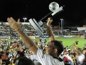 Paulo Foiani afirma que aceitaria comandar o ASA