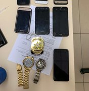 PC prende dupla e recupera motocicleta e celulares roubados em Murici