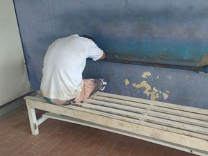Casal é assaltado na porta de casa; suspeito é preso ao tentar fugir
