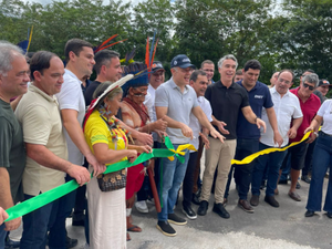 Renan Filho inaugura trecho de duplicação da BR-101, em São Sebastião, com a presença de Paulo Dantas