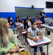 Prefeita Ceci Rocha continua agenda de visitas às escolas para acompanhar volta às aulas