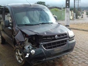 Pastor se envolve em acidente de trânsito no Agreste de Alagoas