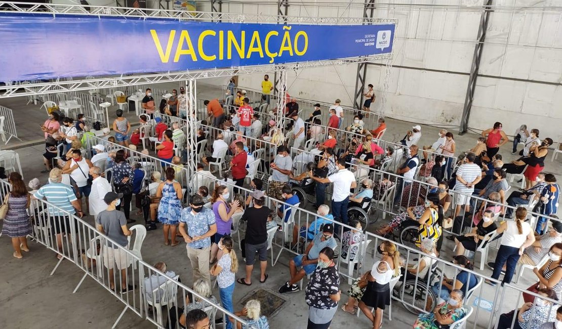Nova etapa: Maceió registra alta procura pela vacina contra Covid-19