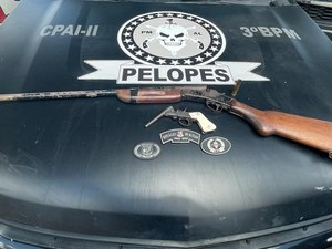 Homem ameaça irmão e é preso com duas armas de fogo, na zona rural de Arapiraca
