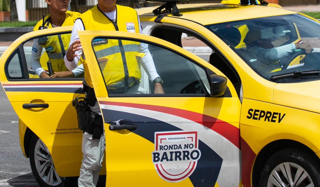 Ronda no Bairro detém homem em situação de rua por furto a farmácia em Pajuçara