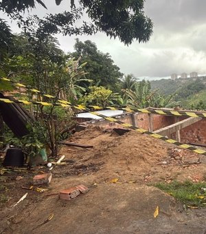 Defesa Civil de Maceió realiza 17 demolições de imóveis com risco de colapso