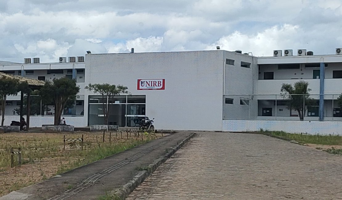 Procon Arapiraca autua faculdade particular por abusos contra estudantes