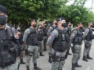 PM atua em operação de fiscalização de novas medidas de combate ao coronavírus 