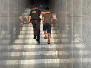 [Vídeo] PF prende homem que induzia criança em Alagoas a produzir fotos e vídeos íntimos