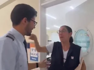 Ex-aluno volta à escola onde estudou como piloto e vídeo viraliza