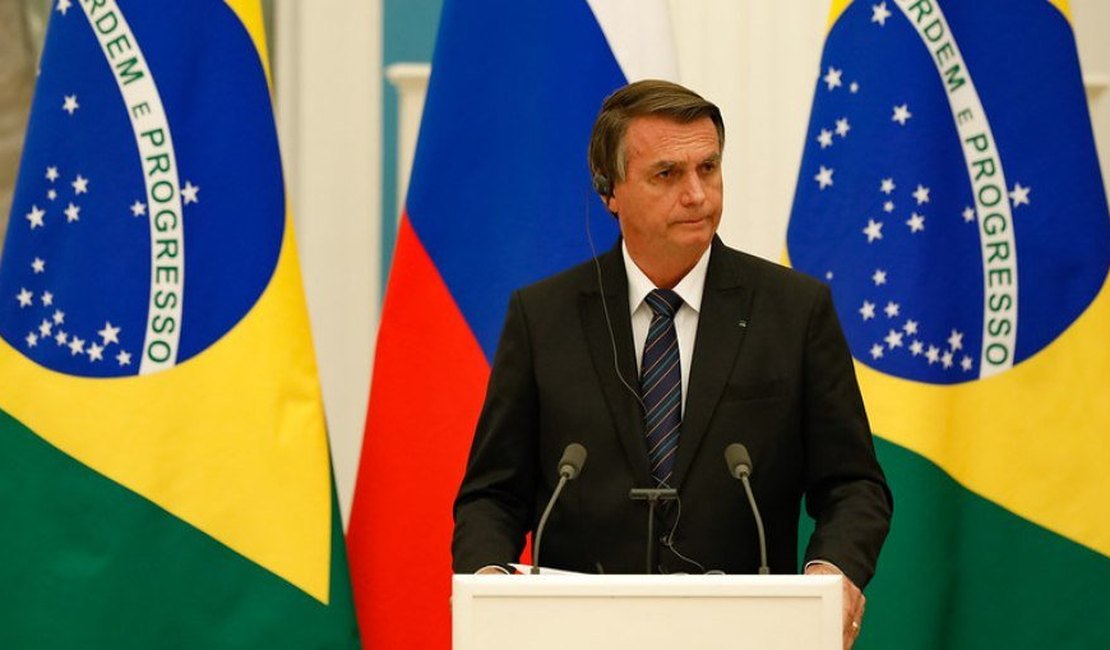 Bolsonaro se confunde e chama a si mesmo de mentiroso em discurso