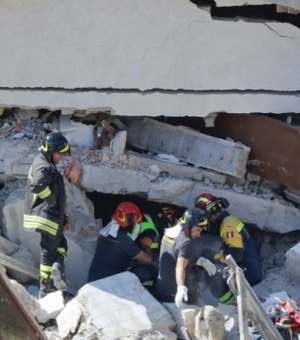 Sobe para mais de 240 o nº de mortos em terremoto no centro da Itália