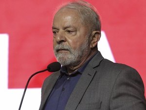 Lula apaga vídeo com provocação a Bolsonaro