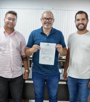[Vídeo] Prefeito de Feira Grande garante avanços na educação com a repactuação e retomada de creches