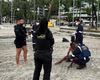 Homem é resgatado do mar e alega que estava sendo perseguido na Ponta Verde