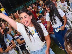 Gabi Gonçalves reúne multidão no Clima Bom e destaca ações do mandato