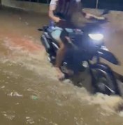 [Vídeo] Cheia invade casas e deixa ruas alagadas no município do Passo de Camaragibe