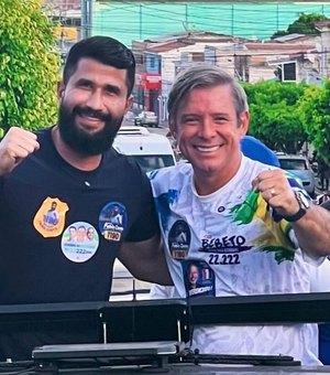Cabo Bebeto e Fábio Costa participam de motocarreata em Boca da Mata