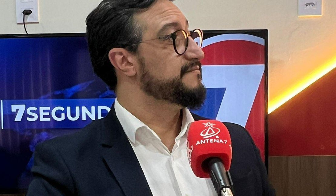 Dr. Alberto Sandes estreia nesta segunda o programa 'Antenados com a Saúde' na Rede Antena 7