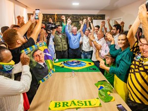 Collor e Leonardo Dias formalizam chapa na disputa pelo governo de Alagoas